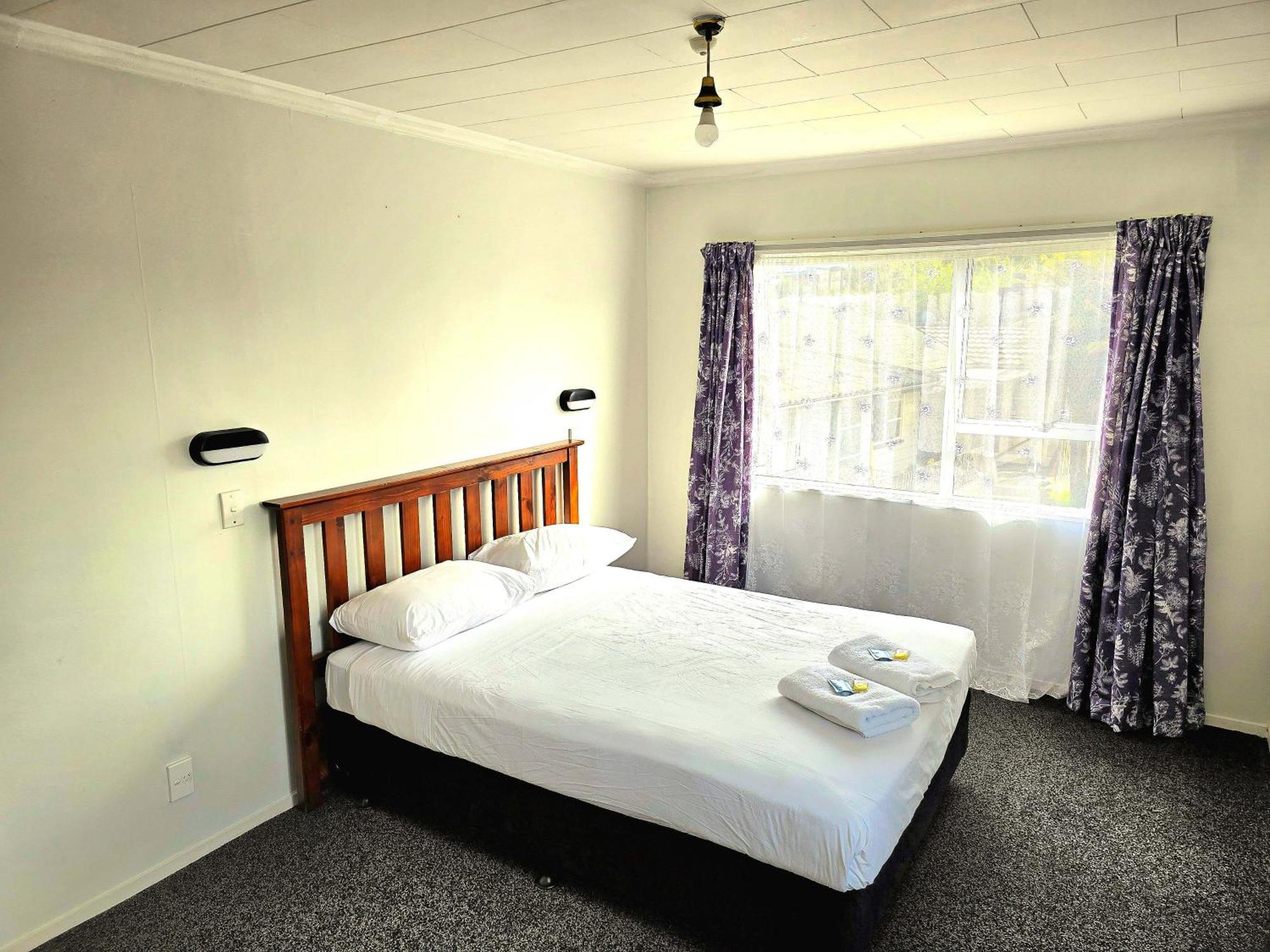 Putaruru Arms Motor Inn Dış mekan fotoğraf